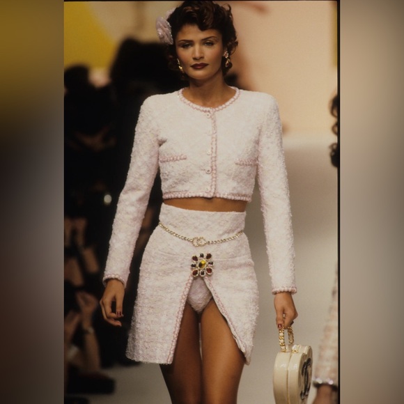 Chanel Vintage Barbie 1995 Crystal Rhinestone Embellished Chain Waist Gold Belt - Picture 16 of 16